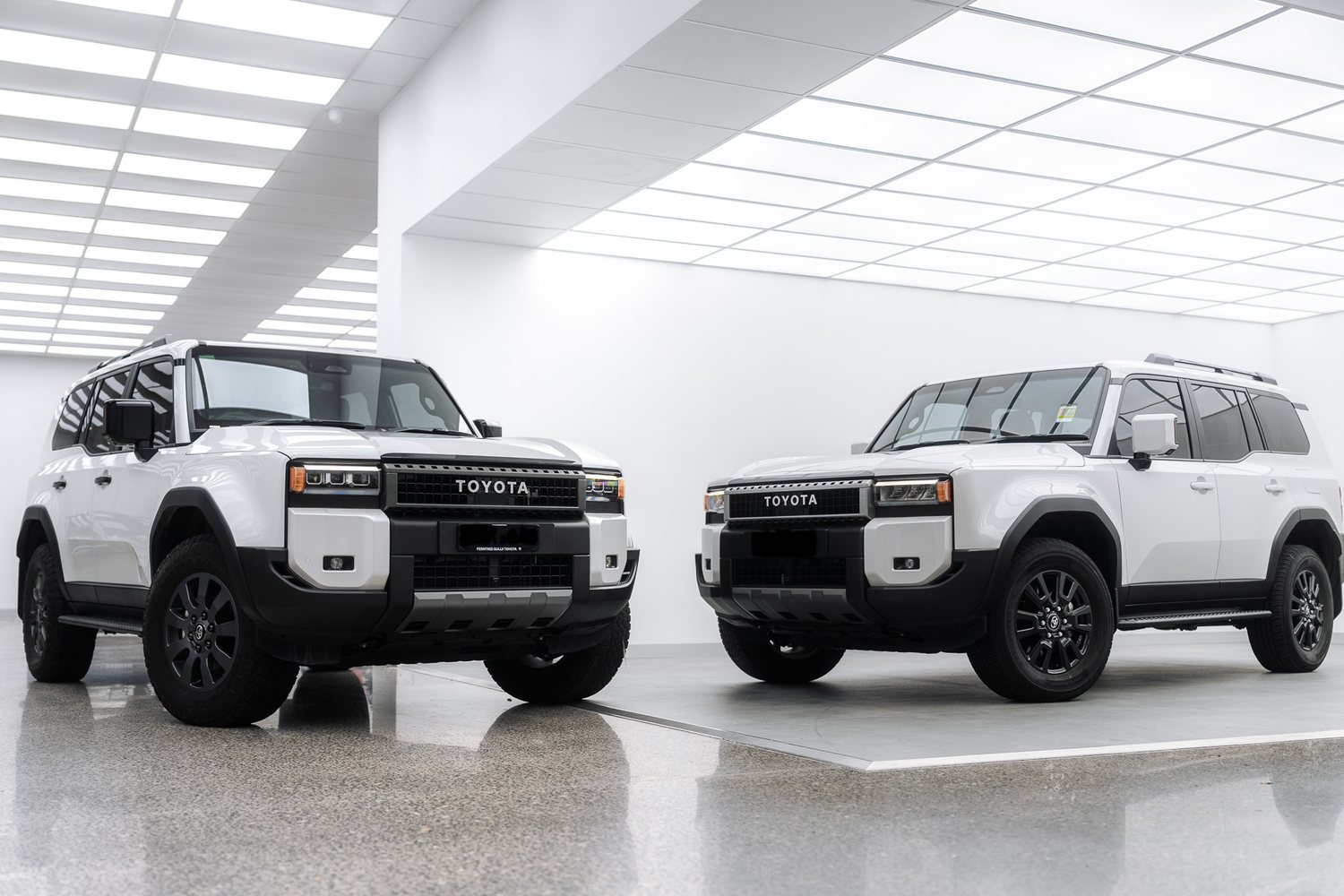 Customer cars in the Liquid R workshop