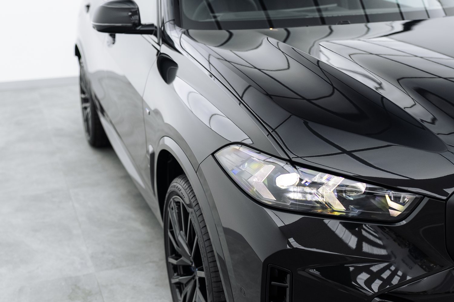 Front end of a BMW X5
