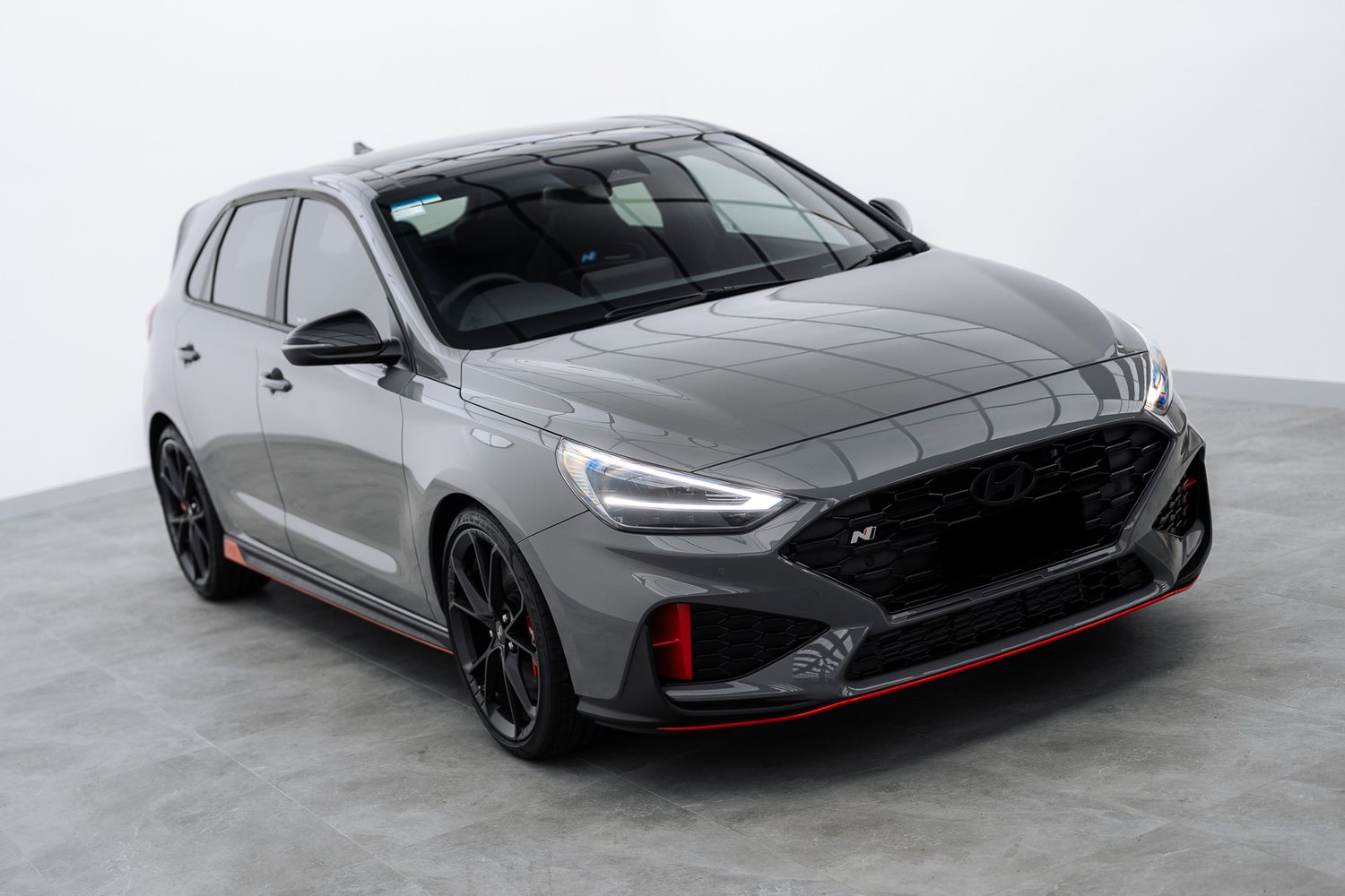 Grey Hyundai i30 N in the Liquid R studio