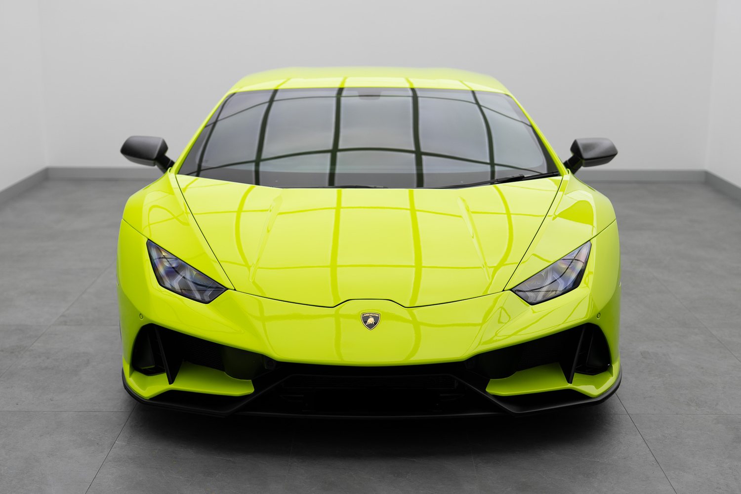 Lamborghini Huracan in the Liquid R studio