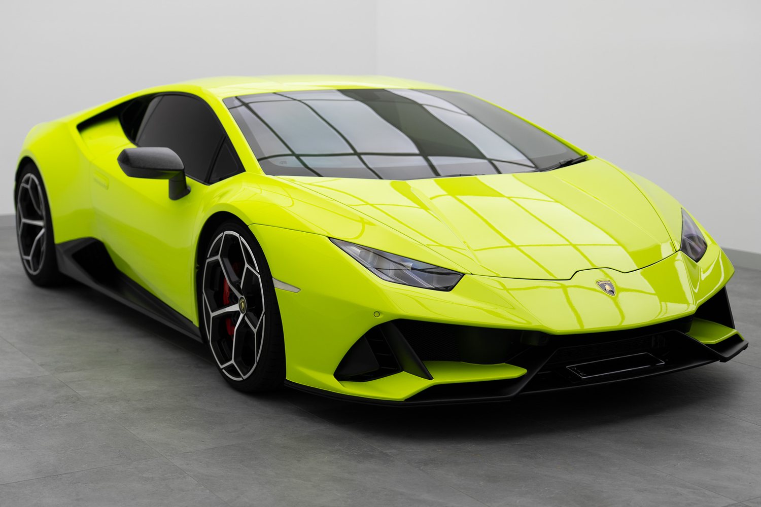 Lamborghini Huracan in the Liquid R studio