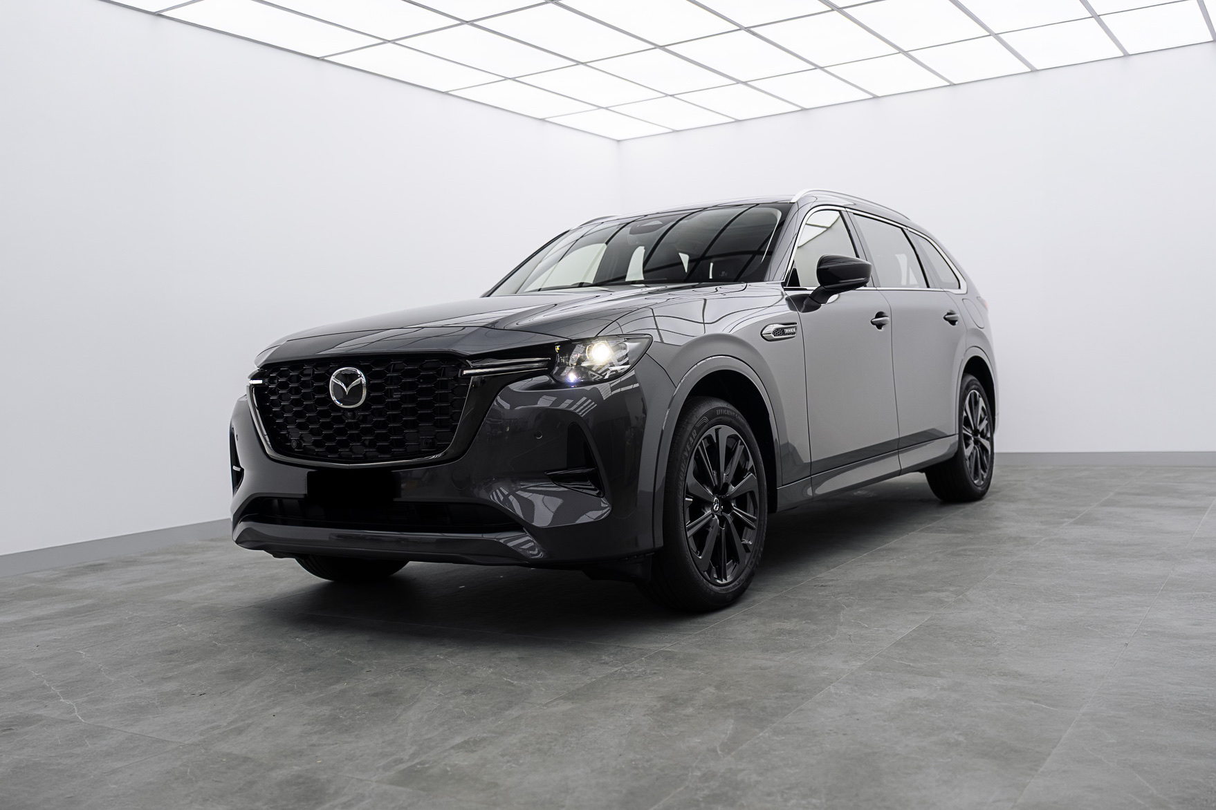 Grey Mazda CX-60 in the Liquid R studio