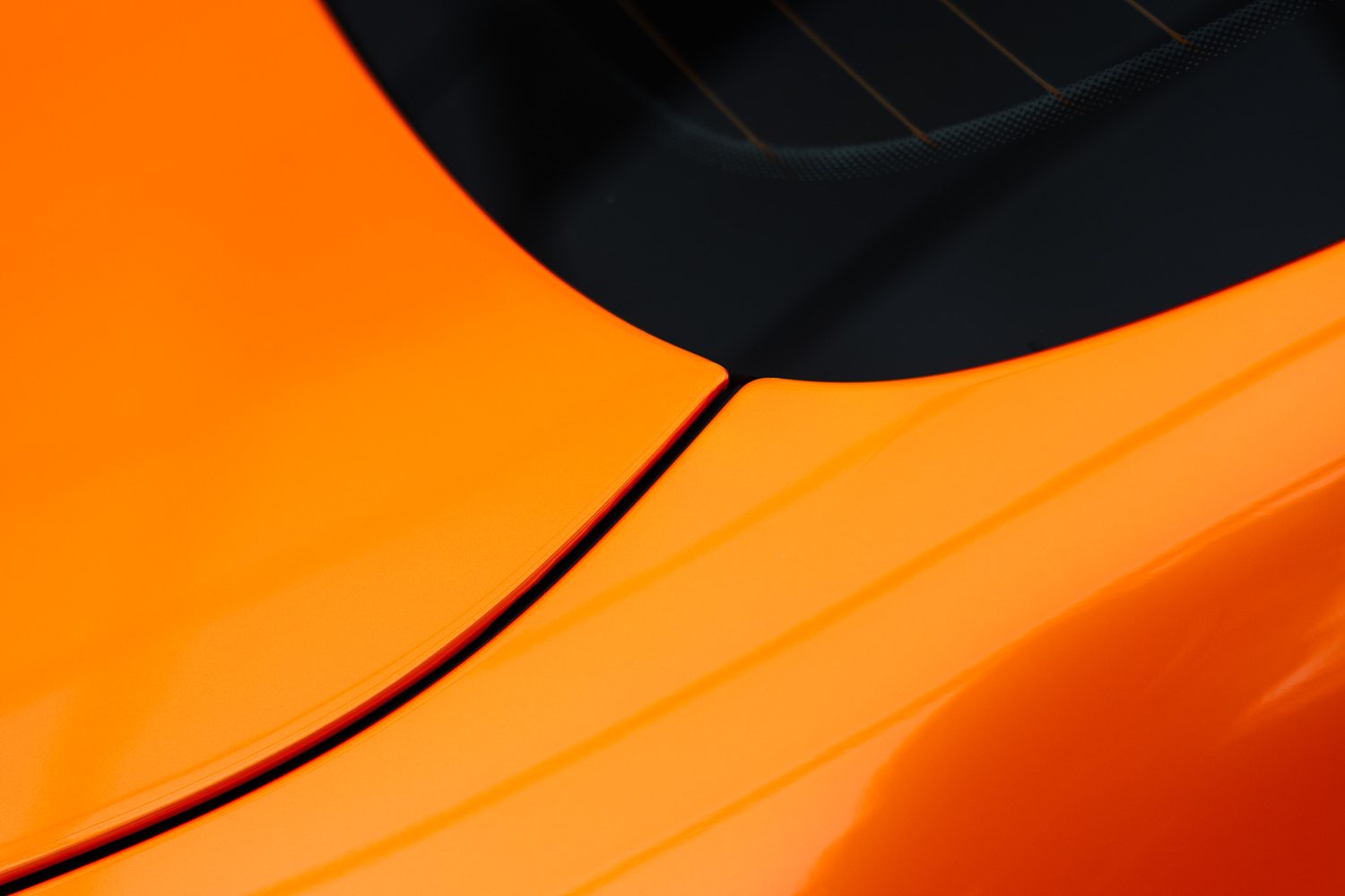 Paintwork detail on a BMW M4 in colour PPF