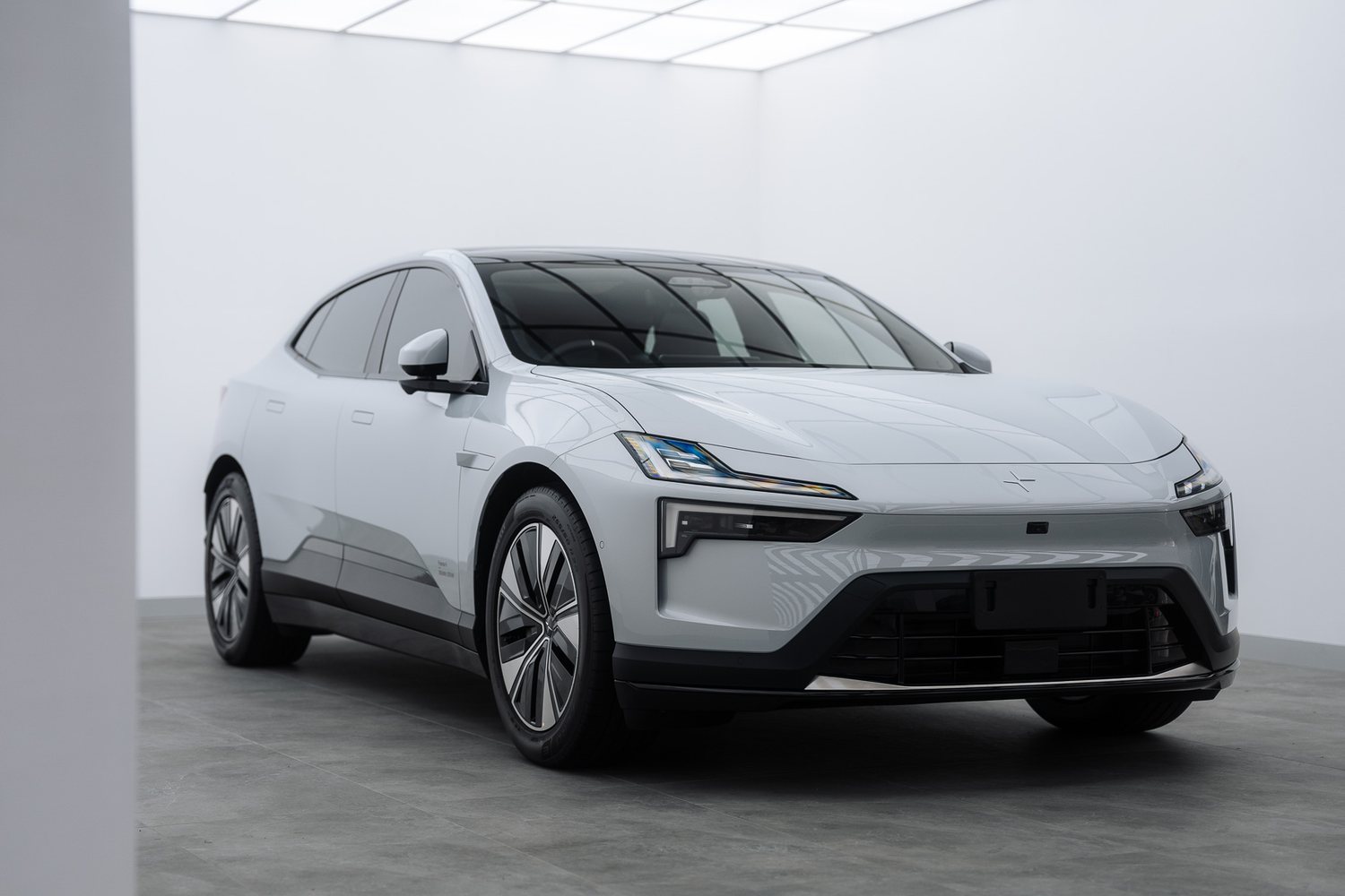 Polestar in the Liquid R studio