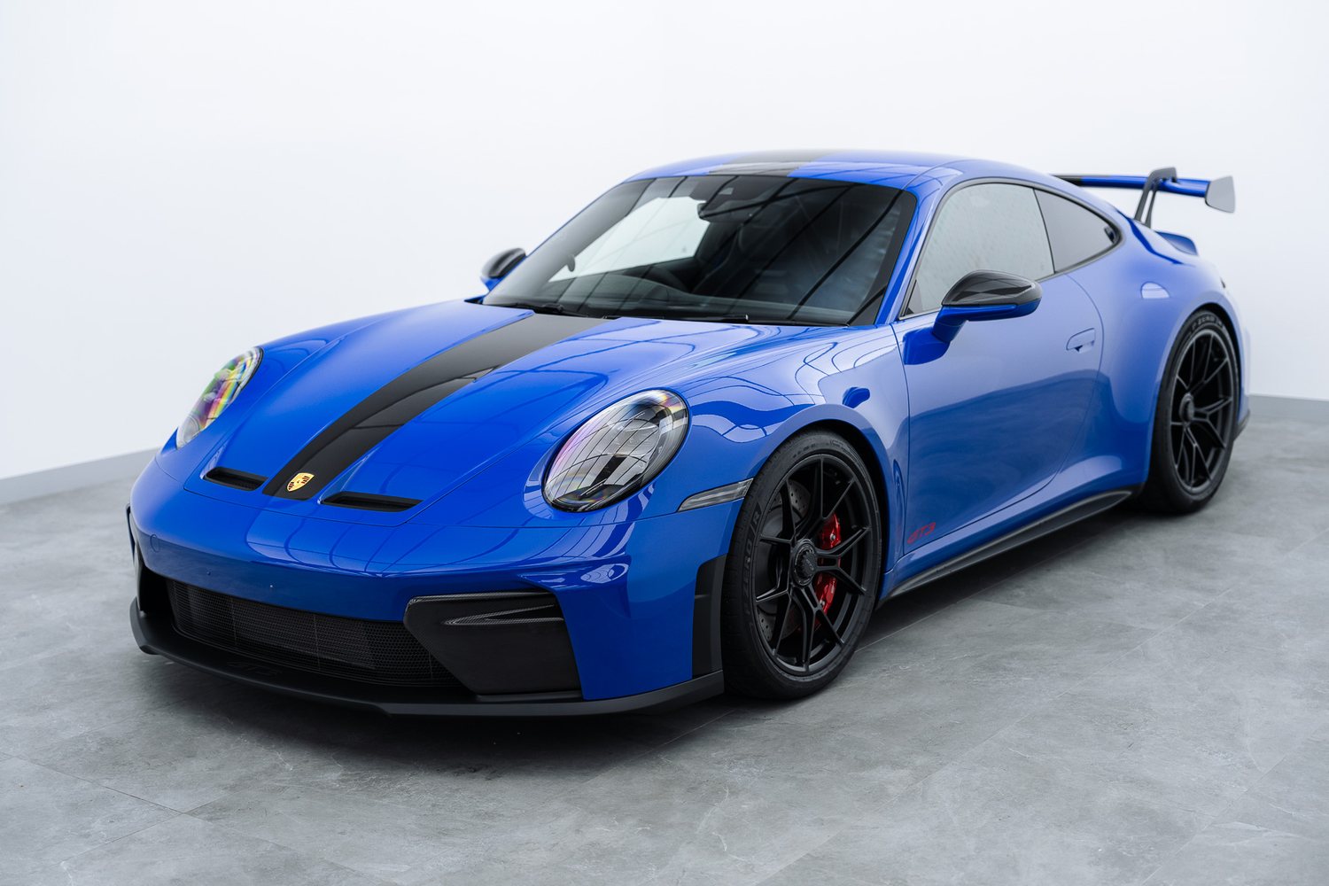 Porsche 911 GT3 in the Liquid R studio