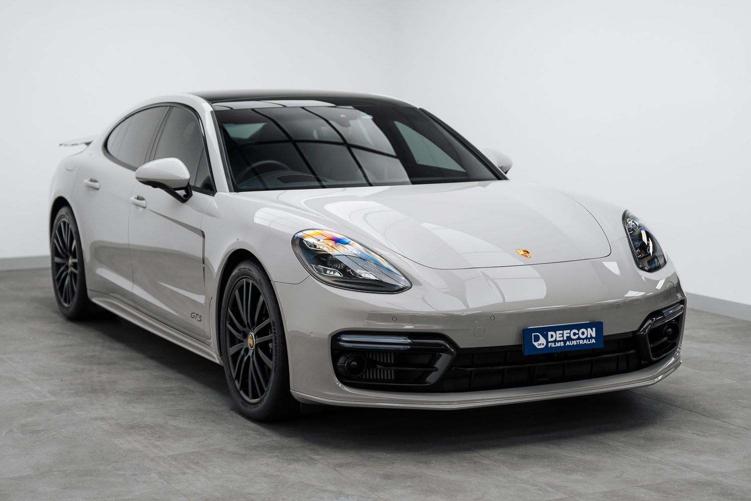 Porsche Panamera GTS in the Liquid R studio