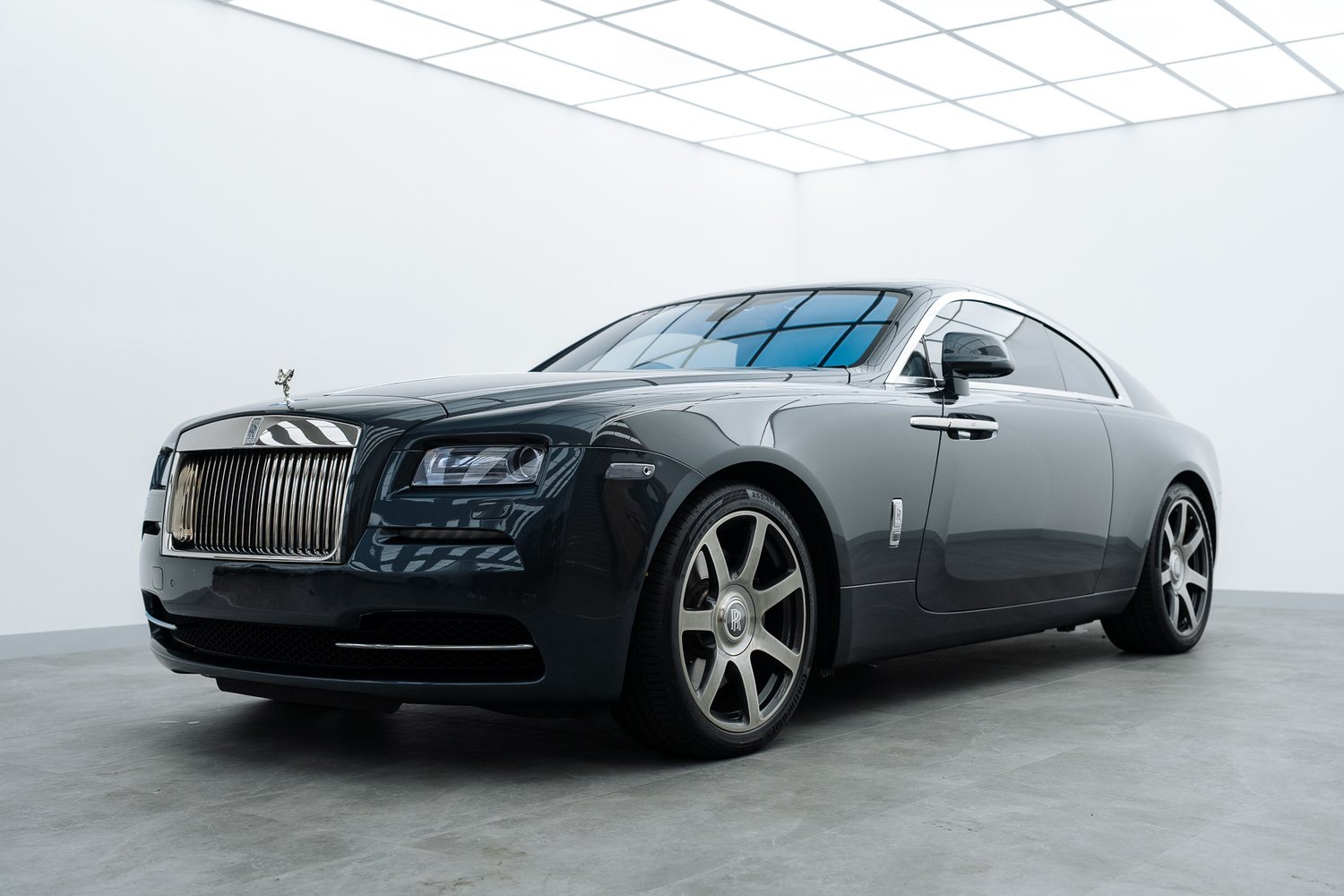 Rolls-Royce Wraith in the Liquid R studio