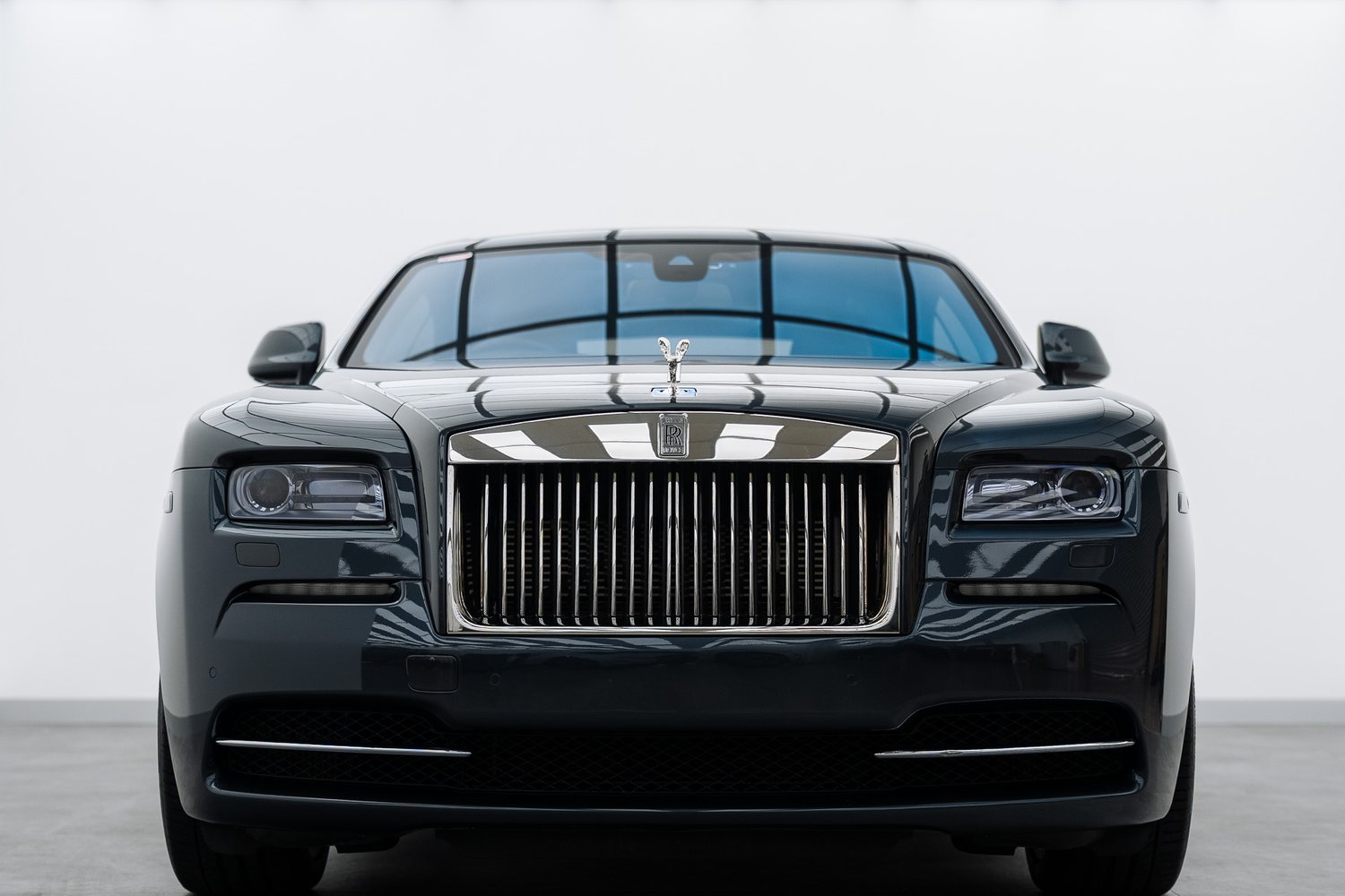 Rolls-Royce Wraith in the Liquid R studio