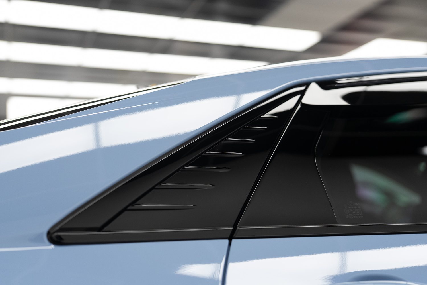 Side glass of a Hyundai i30 Sedan N