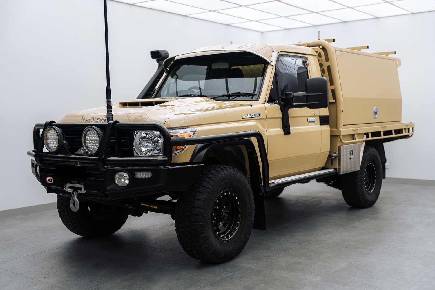 Toyota LandCruiser 79 Series in the Liquid R studio